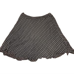100% Silk Plus Sized Anne Klein Flowy Skirt.